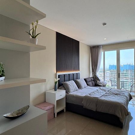 Nagoya Thamrin Apartment High Floor With View 外观 照片